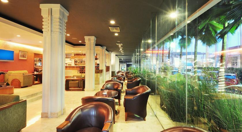Hotel Savoy Homann Bandung Exterior photo